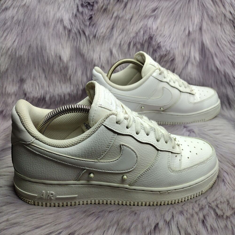 Nike Air Force 1 ‘07 SE Pearl  Sneakers Shoes Womens Size 8.5 White DQ0231-100 - Picture 2 of 7